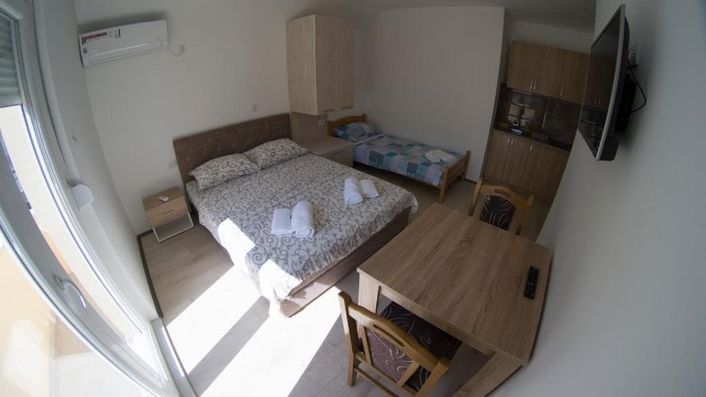 Apartmani Tom Trebinje Exterior foto