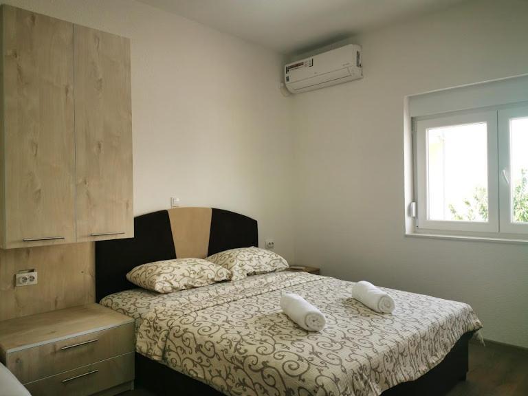 Apartmani Tom Trebinje Exterior foto