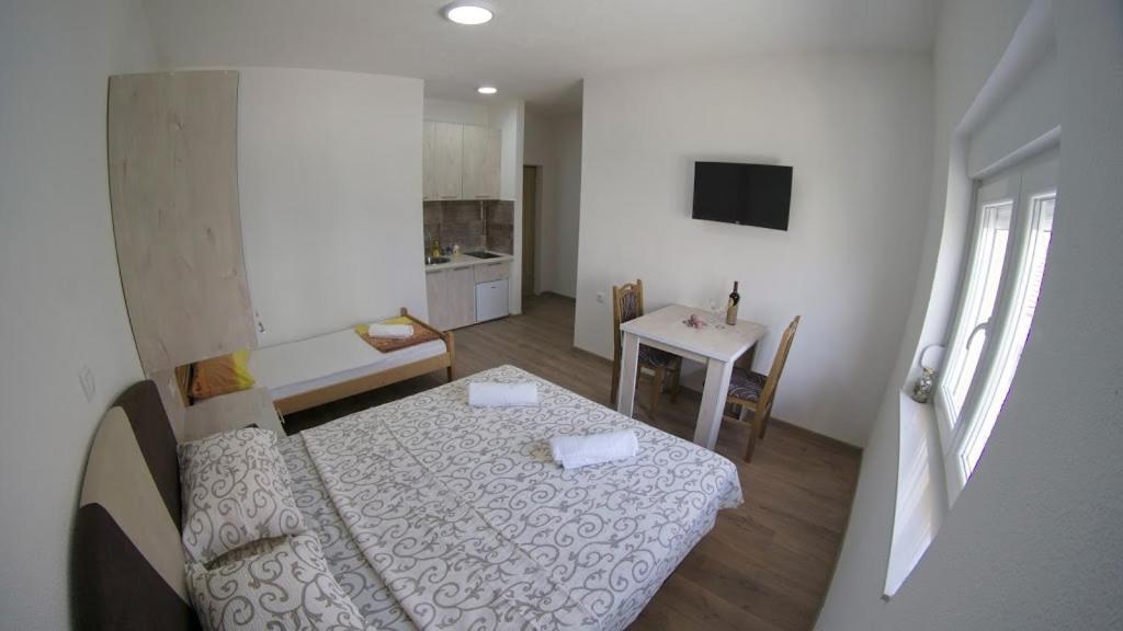 Apartmani Tom Trebinje Exterior foto